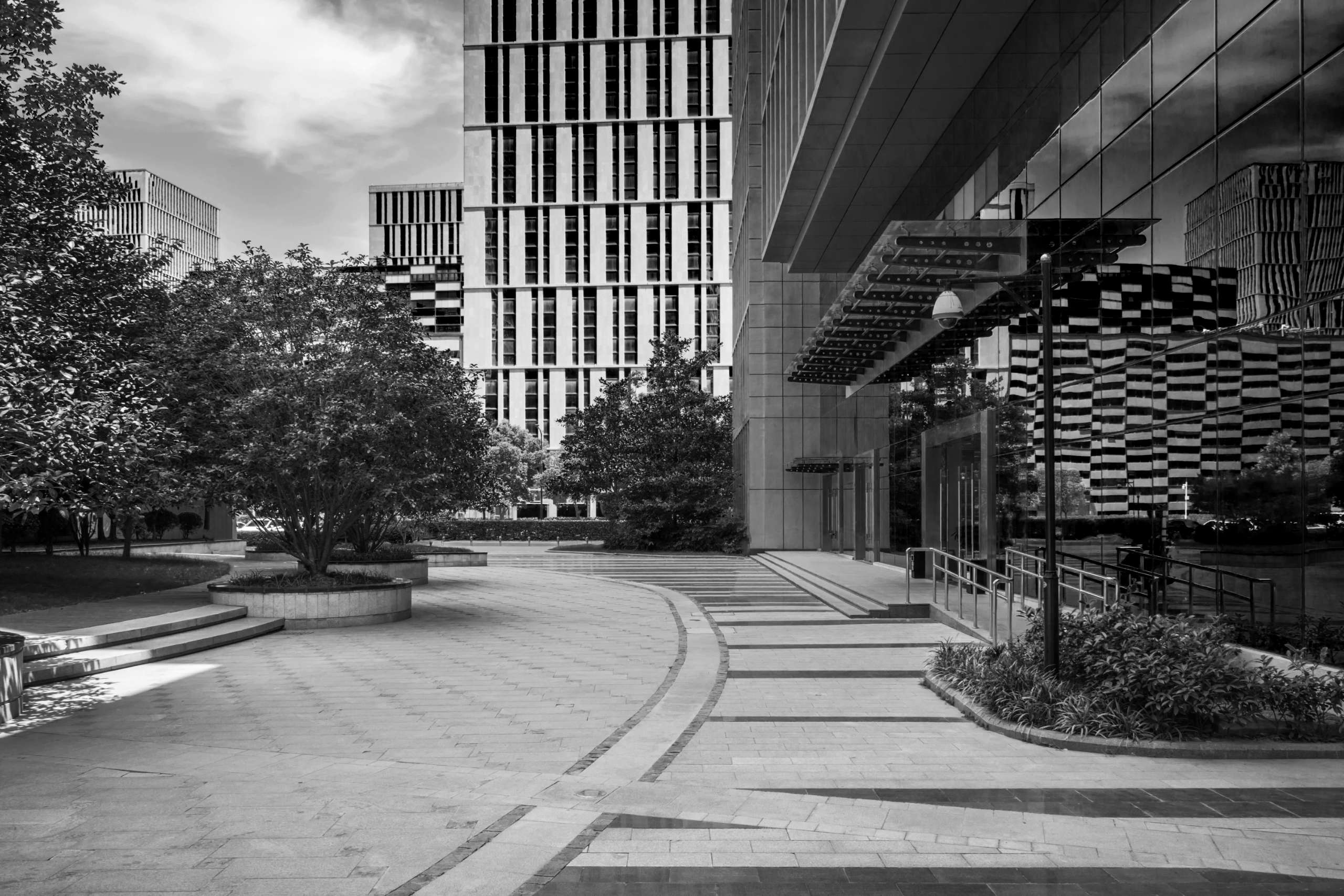 SEM security - cyber security for SMEs, small and medium-sized companies in the UK - hero image